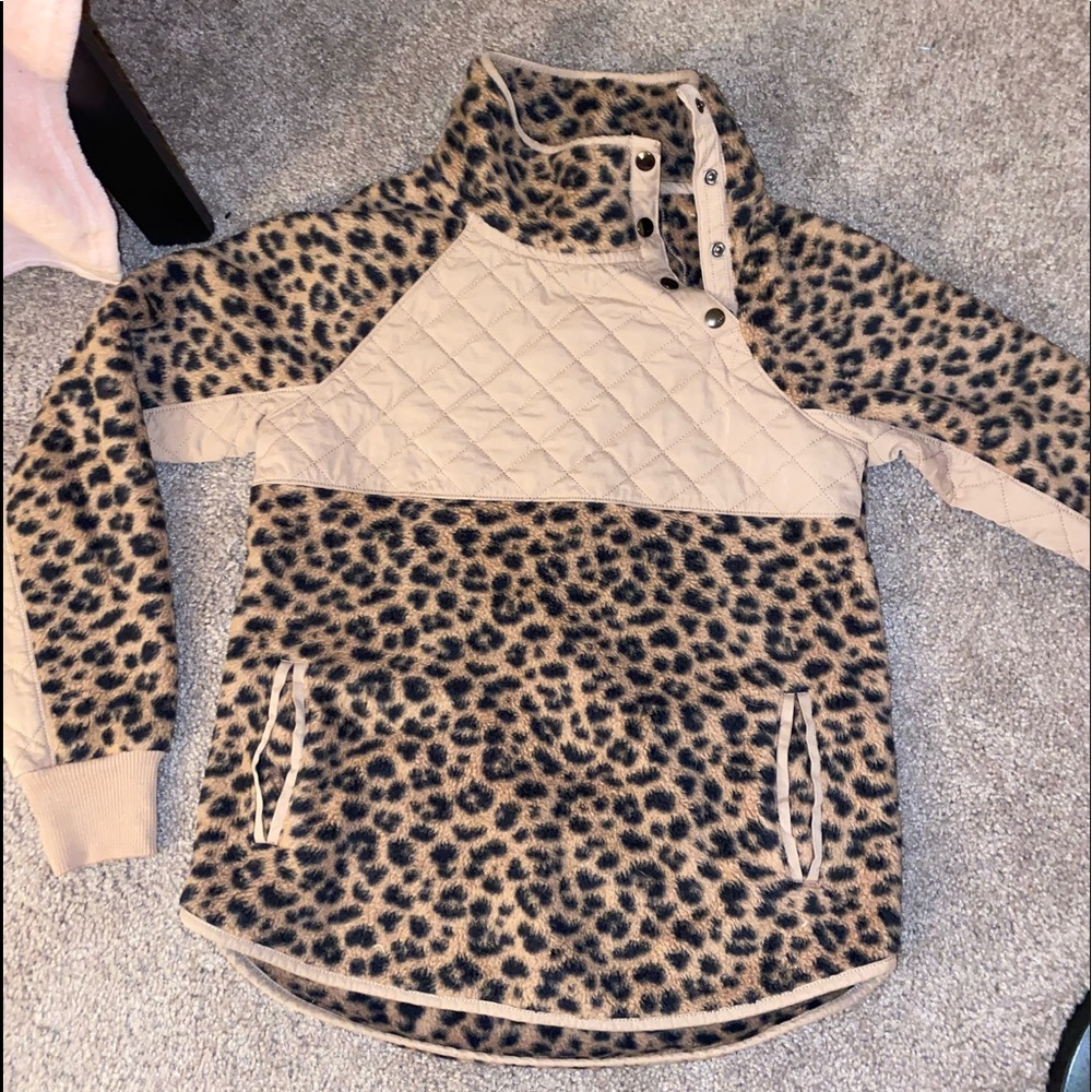 Cheeth Print Sherpa from Abercrombie & Fitch